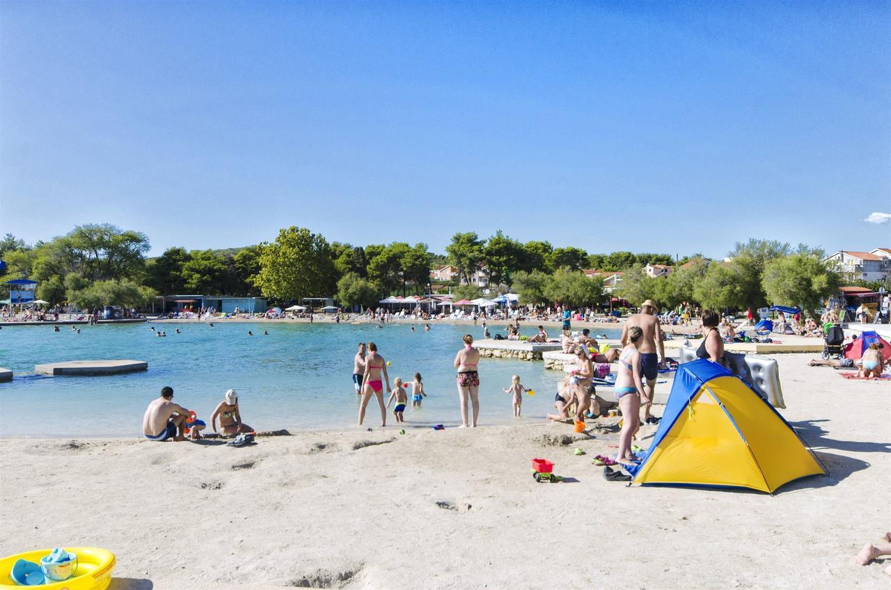 Apartments And Rooms On The Beach Vodice Esterno foto