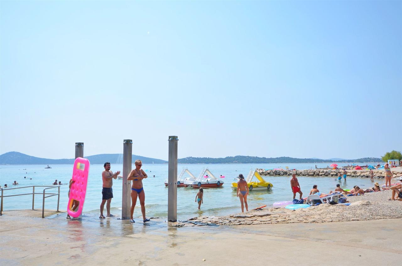 Apartments And Rooms On The Beach Vodice Esterno foto